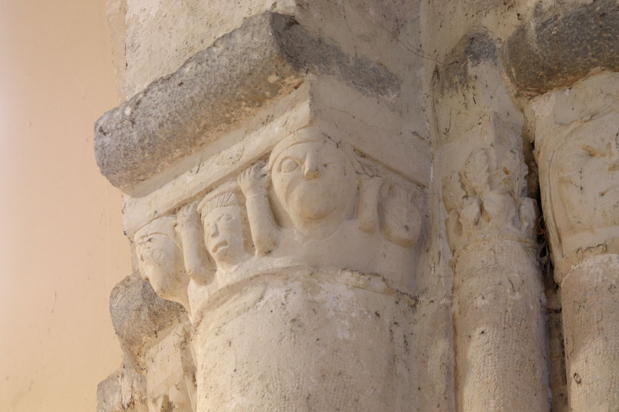 gauna-interior-capitel